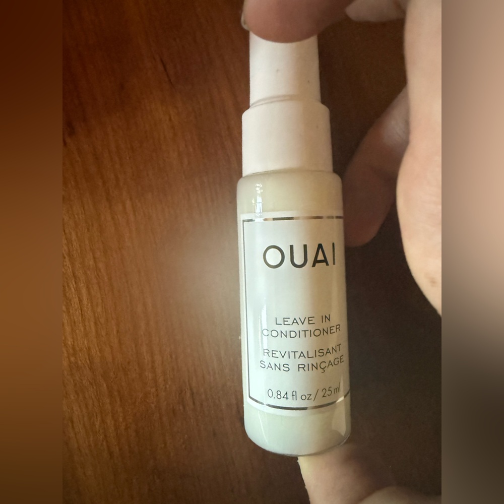 💙 4/$20 OUAl LEAVE IN CONDITIONER